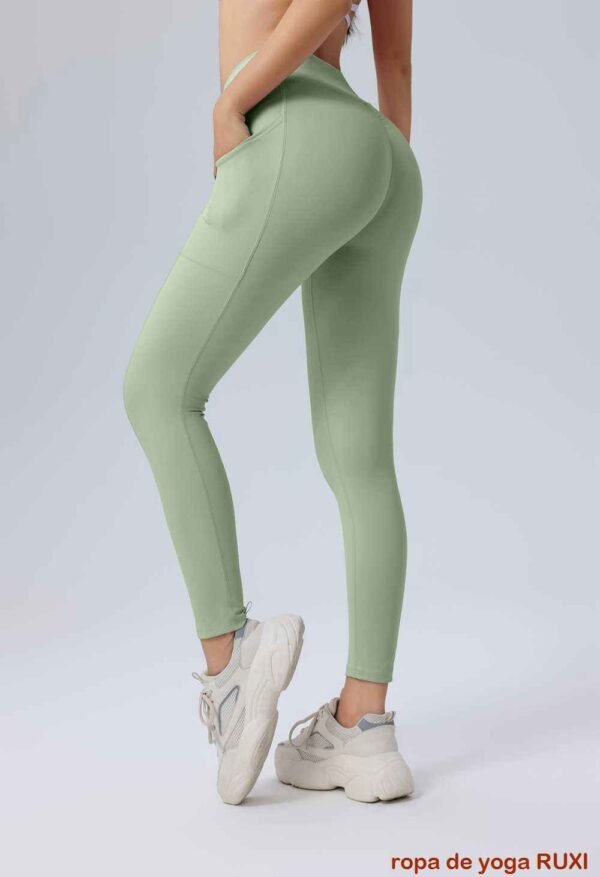 Conjunto elegante de pantalón corto y top para dama RUXI