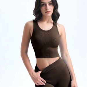 Conjunto moderno de pantalones cortos