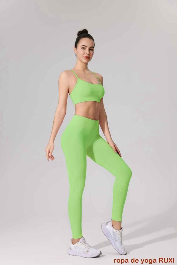 Pantalones cortos color piel y cintura alta para mujer